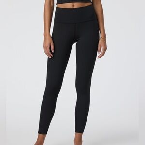 Vuori Inversion Rib Legging Retails $108